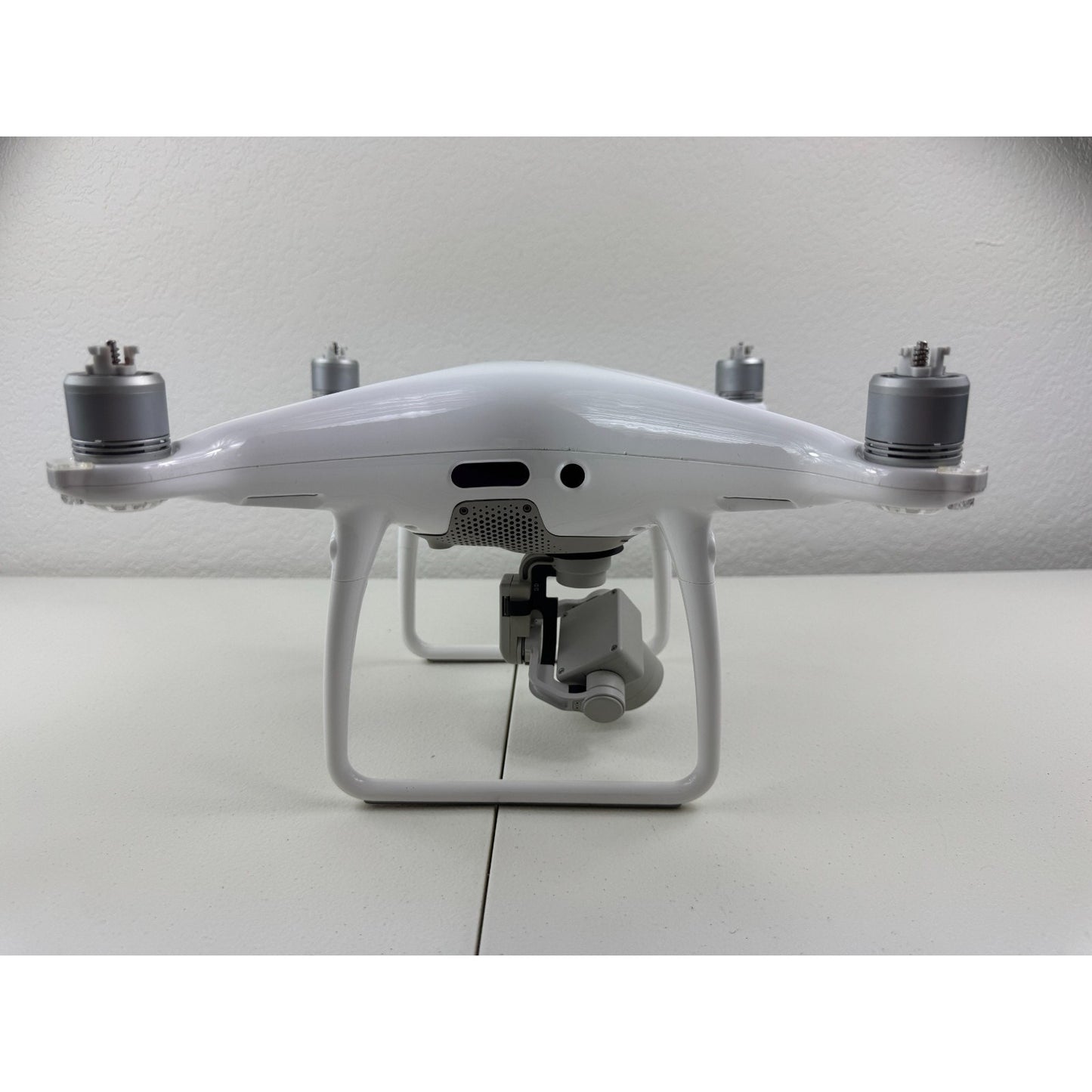 DJI Phantom 4 Pro 4K Camera Drone - White WM331A Bundle DRONE + CAMERA ONLY