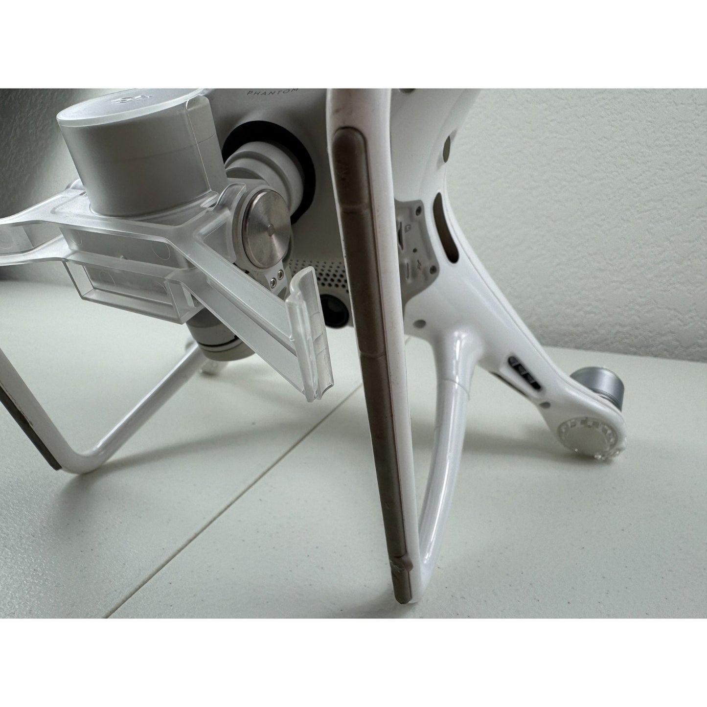 DJI Phantom 4 Pro 4K Camera Drone - White WM331A Bundle DRONE + CAMERA ONLY