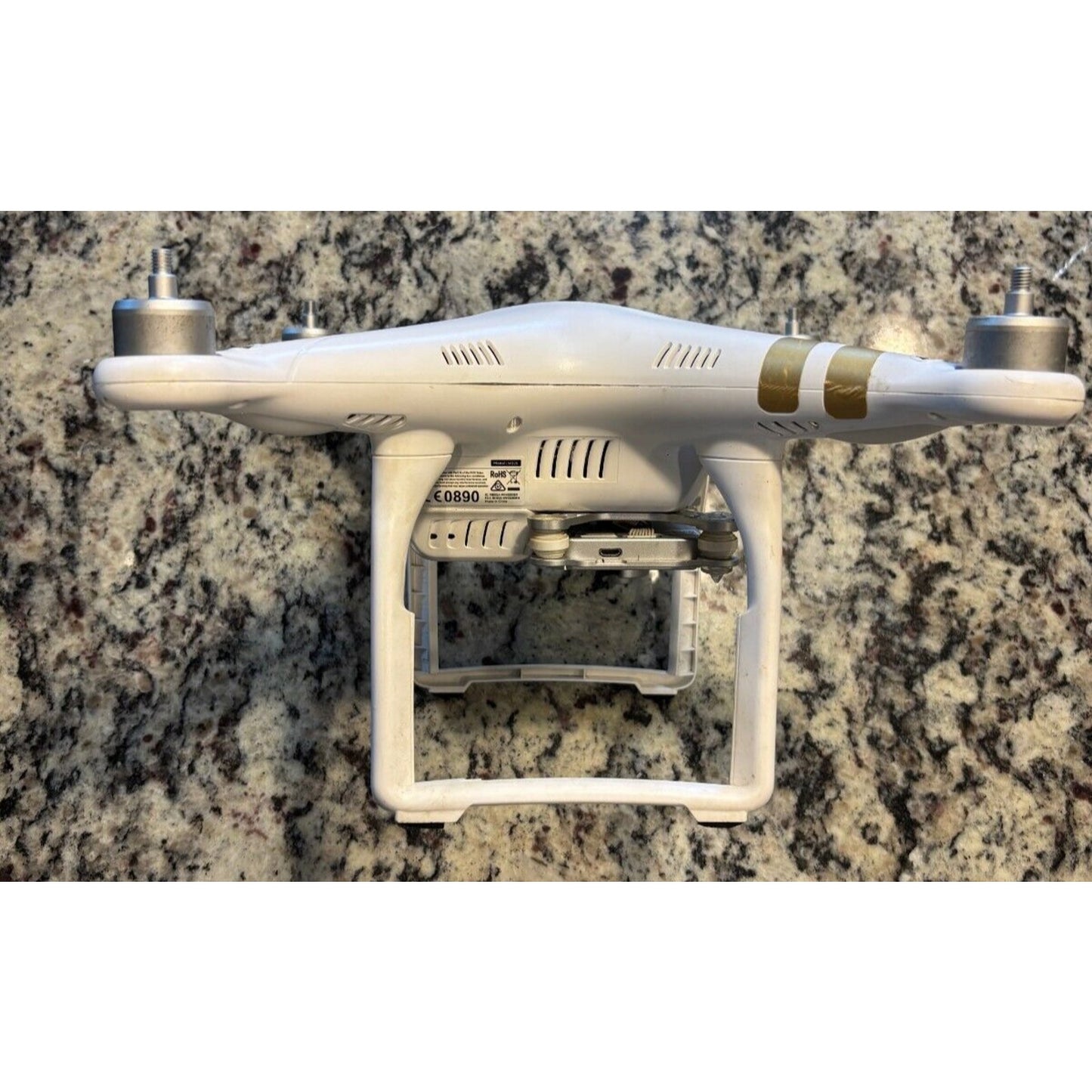 DJI Phantom 3 4K Camera Drone - White W325 Bundle DRONE FOR PARTS - See Photos