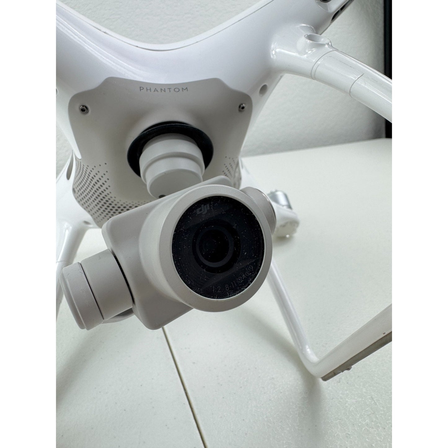 DJI Phantom 4 Pro 4K Camera Drone - White WM331A Bundle DRONE + CAMERA ONLY