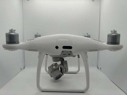 DJI Phantom 4 Pro Drone WM331A – Crashed – Busted Legs