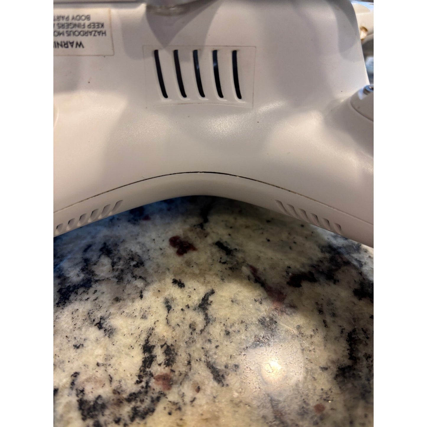 DJI Phantom 3 4K Camera Drone - White W325 Bundle DRONE FOR PARTS - See Photos