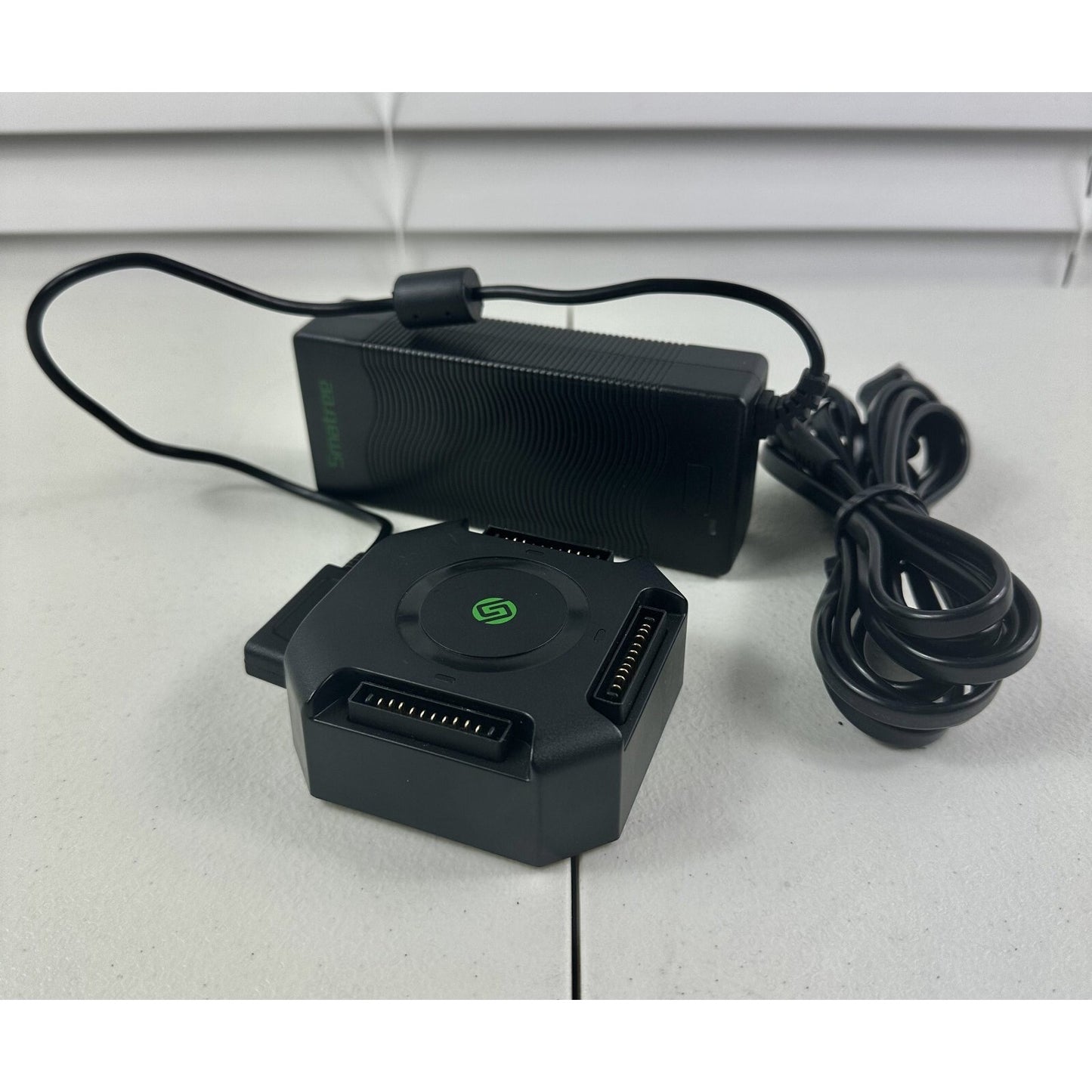 Smatree Charging Hub & Adapter for Battery for Mavic 1 Pro (M1P) P/N M1CH-S