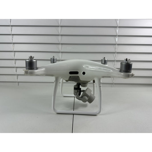 DJI Phantom 4 Pro V2.0 4K Camera Drone – White WM331S Bundle Drone + Camera Only