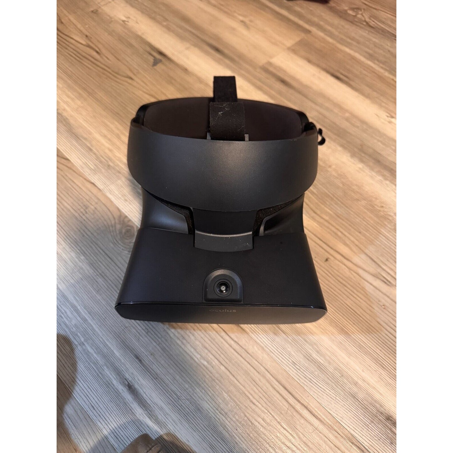 Oculus Rift S PC-Powered VR Gaming Headset Only
