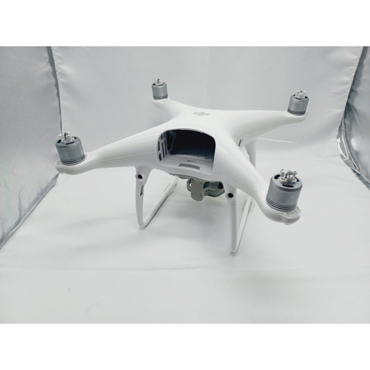 DJI Phantom 4 Pro 4K Camera Drone - White WM331A Bundle DRONE + CAMERA ONLY
