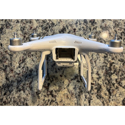 DJI Phantom 3 4K Camera Drone - White W325 Bundle DRONE FOR PARTS - See Photos