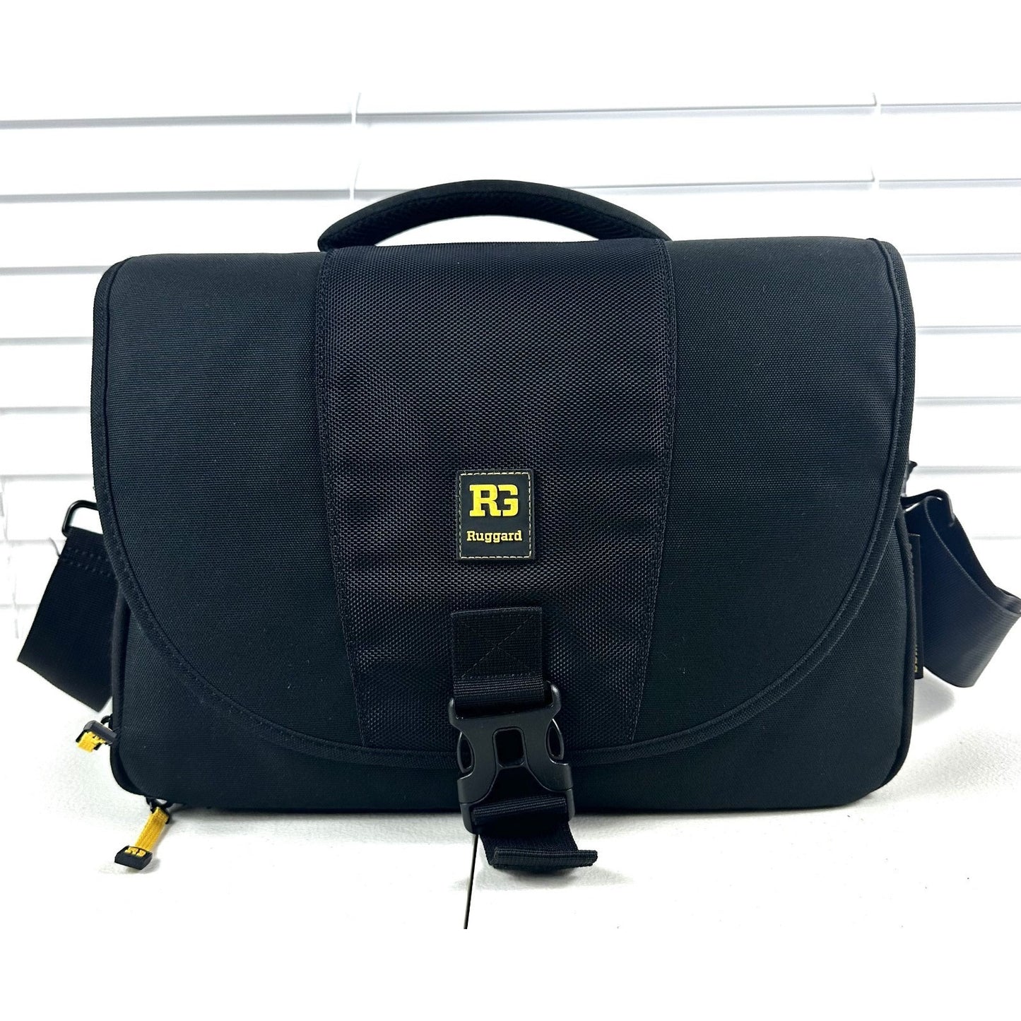 Ruggard Commando Pro 65 DSLR Shoulder Bag - Good Pre-Owned Condition
