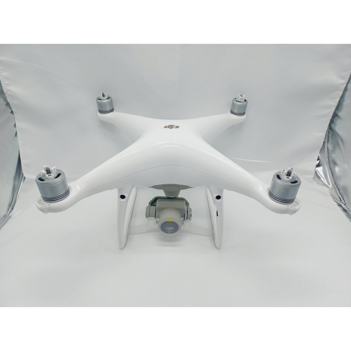DJI Phantom 4 Pro V2.0 4K Camera Drone - White WM331S Bundle DRONE + CAMERA ONLY