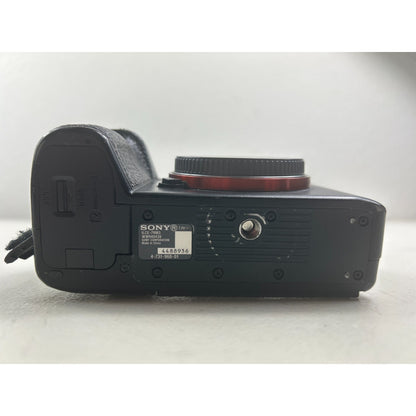 Sony Alpha a7R III 42.4MP ILCE-7RM3 Mirrorless Digital Camera Body Only – Used