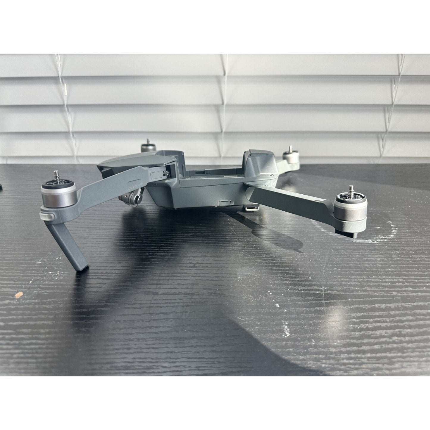 DJI Mavic Pro (M1P) Replacement Aircraft Body - Broken Camera & Front Leg