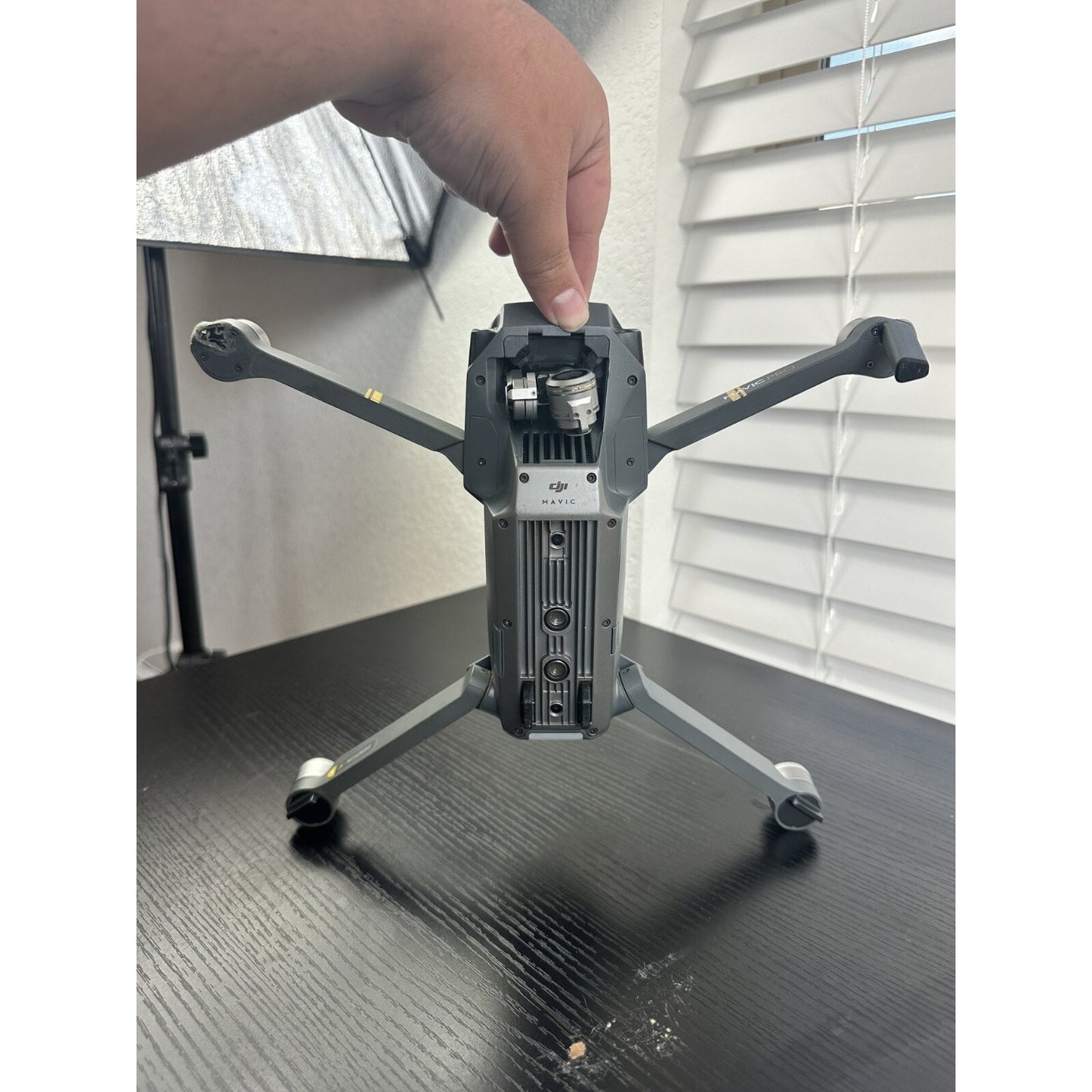 DJI Mavic Pro (M1P) Replacement Aircraft Body - Broken Camera & Front Leg