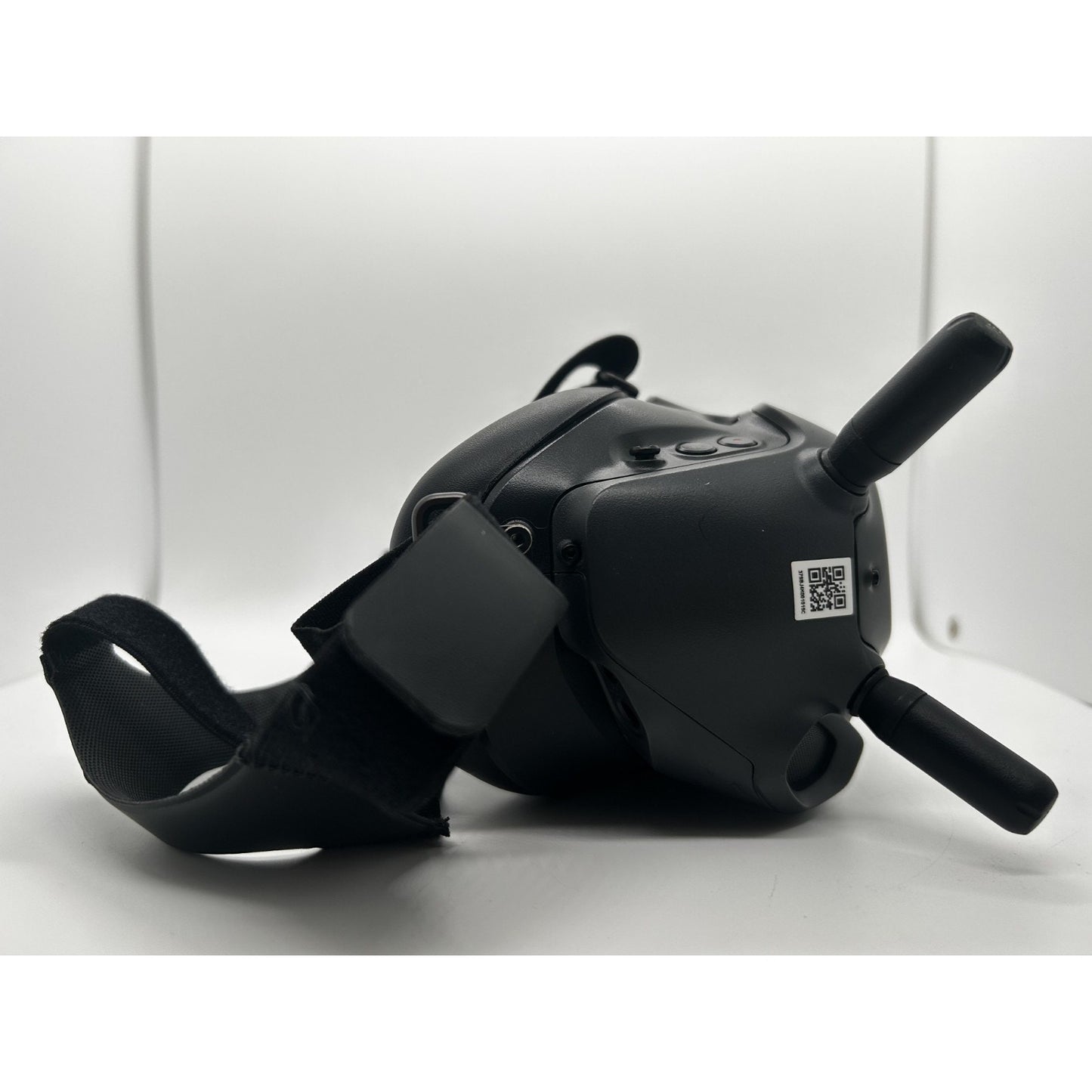 DJI FPV Goggles V2 (Used) for Drone Immersive Experience P/N FGDB28 No Battery