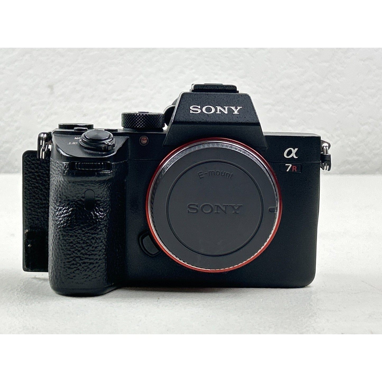 Sony Alpha a7R III 42.4MP ILCE-7RM3 Mirrorless Digital Camera Body Only – Used
