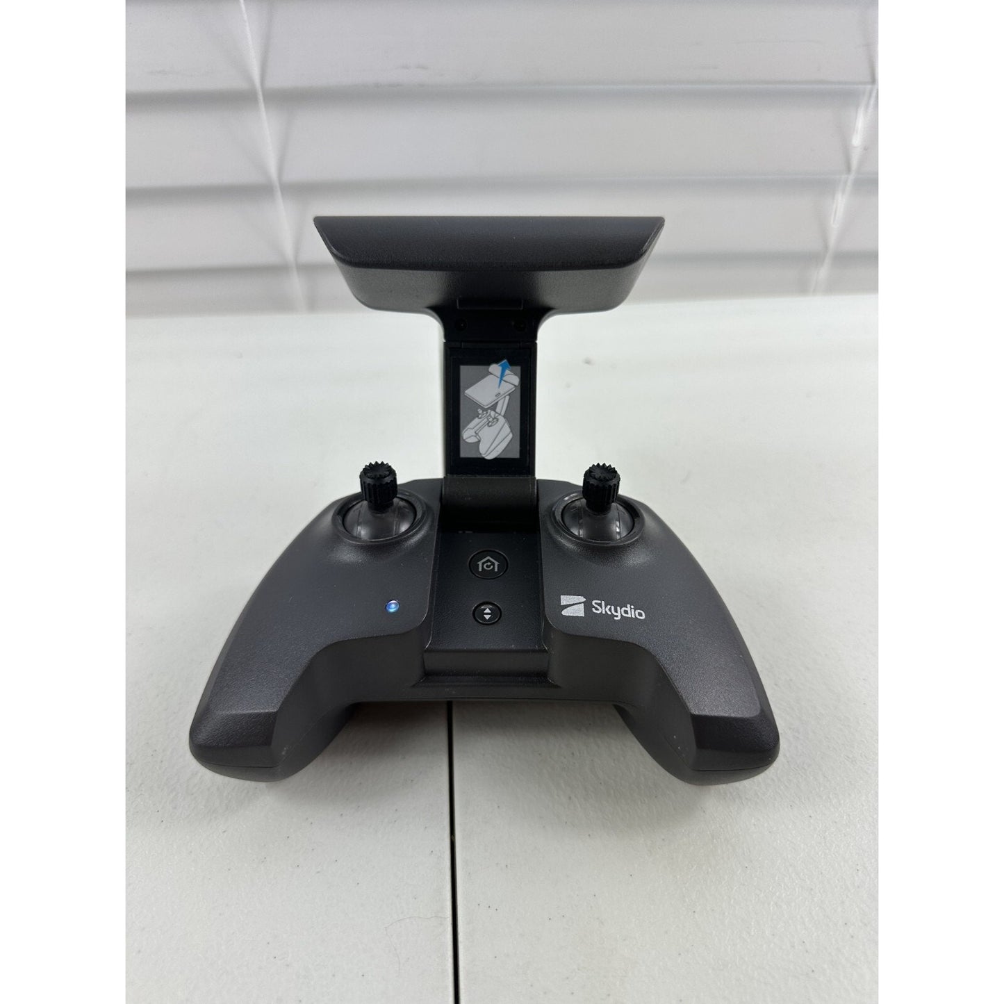 Skydio SKYJS300NA USB-C Drone Controller for Skydio 2 / Skydio 2+