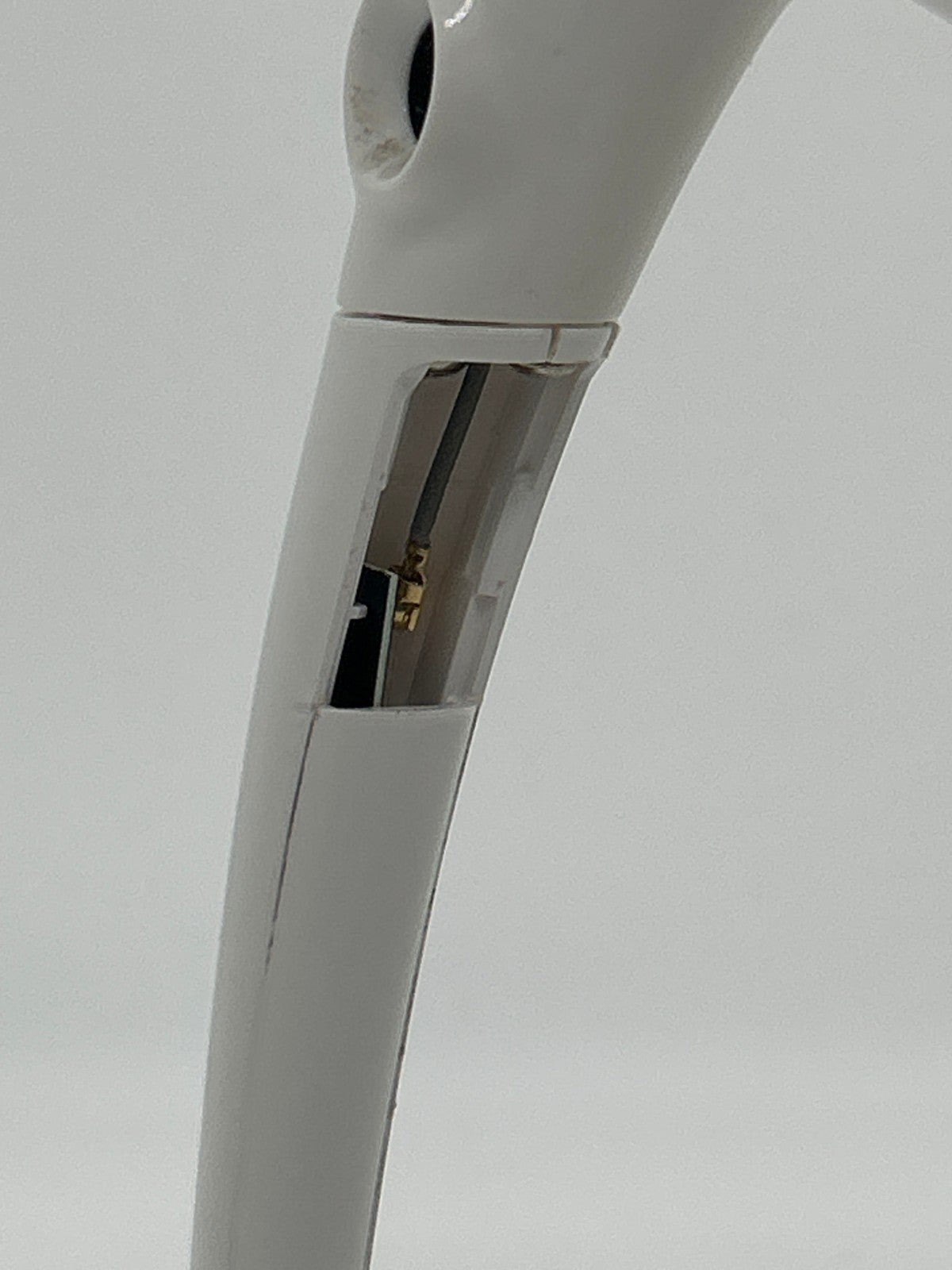 DJI Phantom 4 Pro V2.0 WM331S Quadcopter Body Only White - For Parts