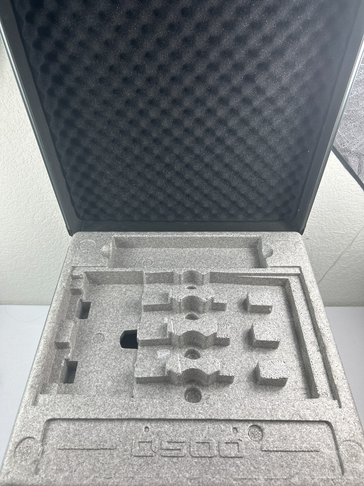 Yuneec Q500 Q500+ Hard Shell Rolling Case Rusted Back Piece Carrying Case
