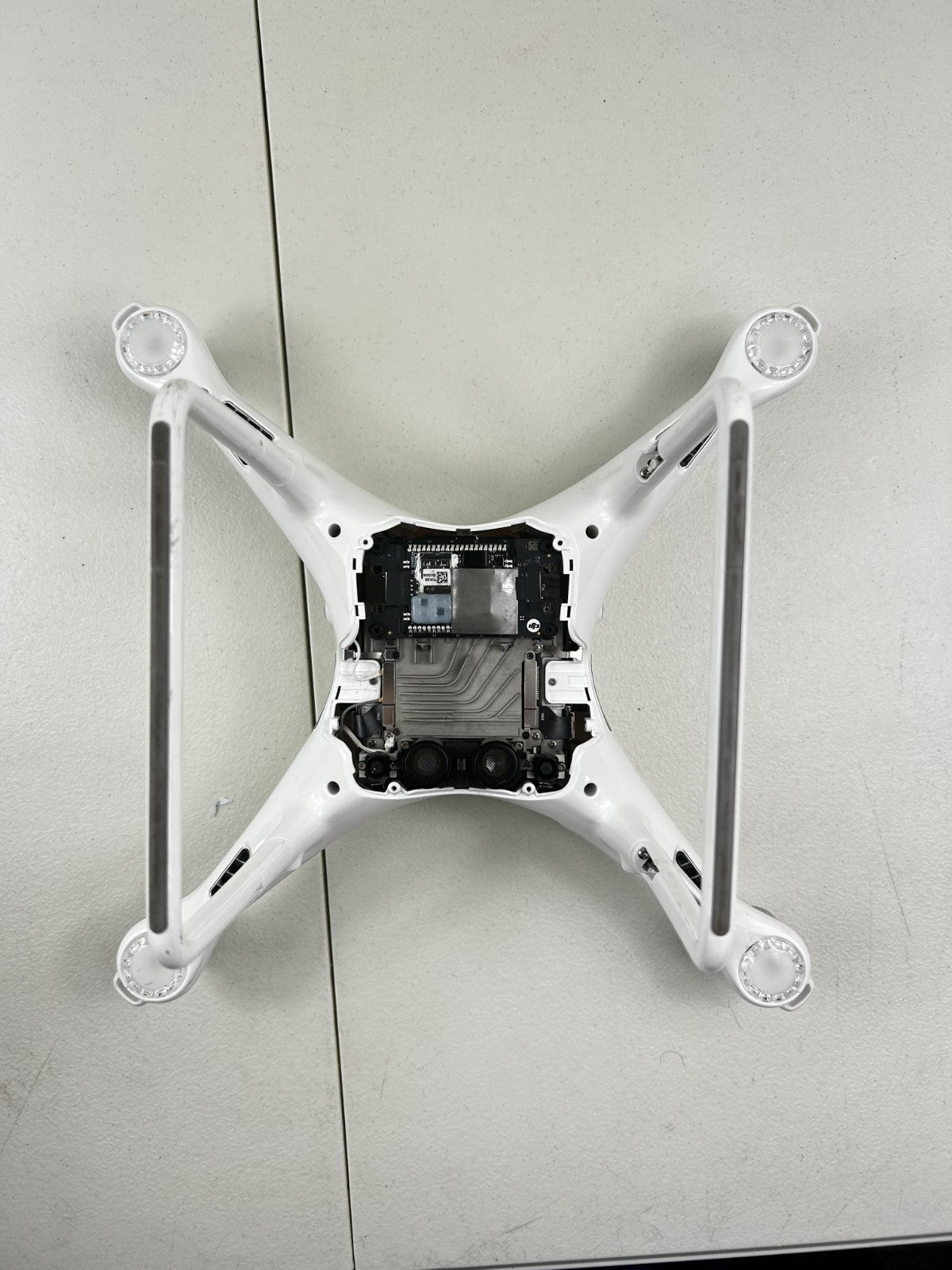 DJI Phantom 4 Pro V2.0 WM331S Drone Body Only – No Camera – For Parts