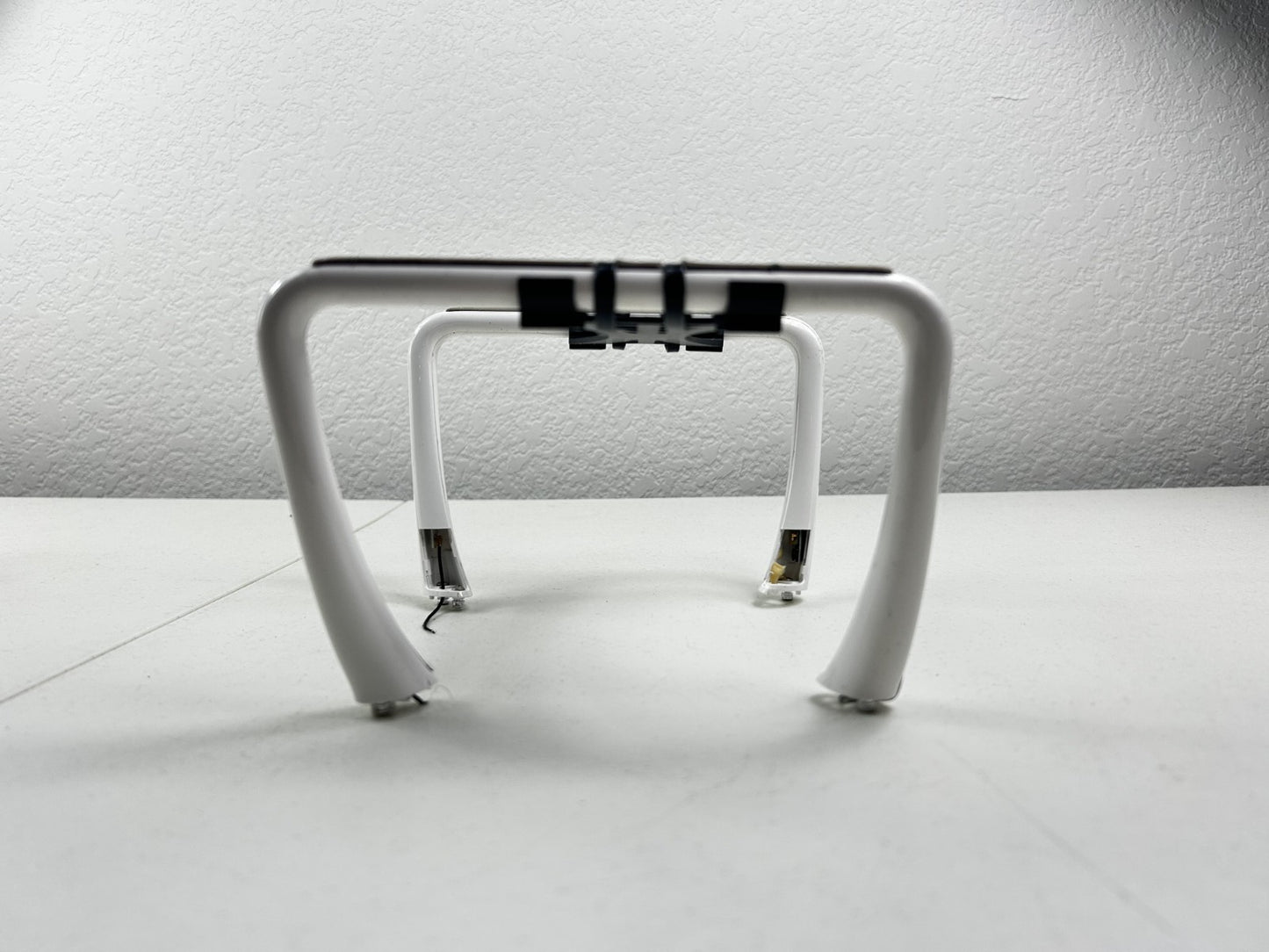 DJI Phantom 4 4K Drone WM330A – No Camera – Legs Detached – For Parts/Repair
