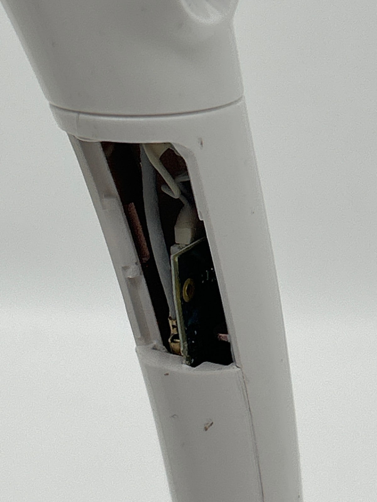 DJI Phantom 4 Pro Drone WM331A – Crashed – Busted Legs