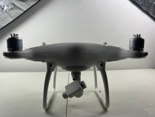 DJI Phantom 4 WM330A Drone & Camera Only – Cracked Legs – Damaged