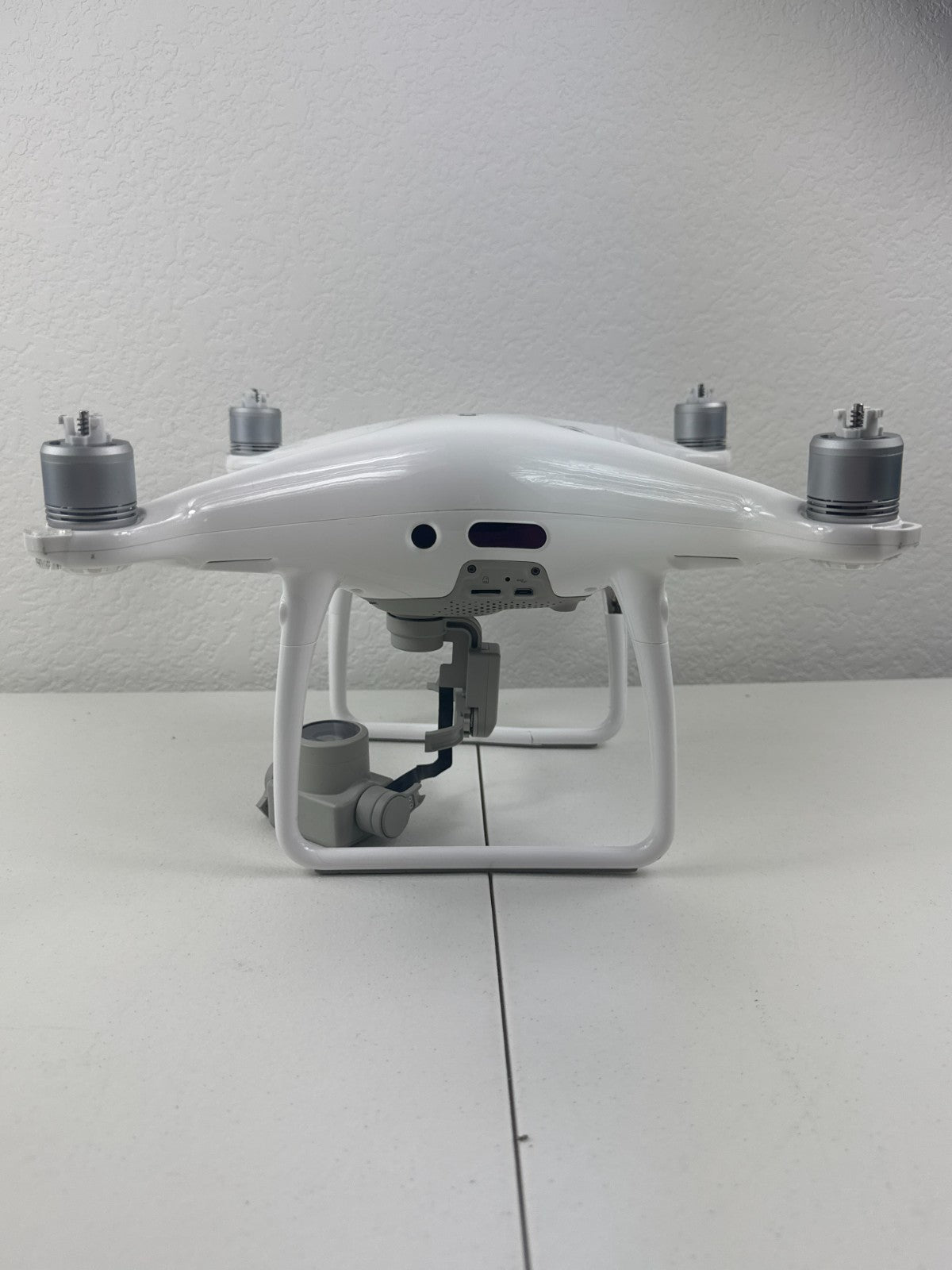 DJI Phantom 4 Pro V2.0 WM331S Drone Body w/ Camera – Crashed – White