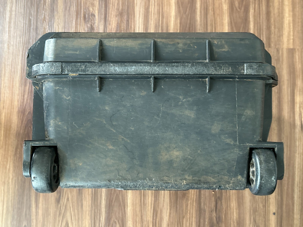 DJI Phantom 4/4 Pro/Pro V2.0 – Hard Shell Trolley Case – Cosmetic Damage – Used
