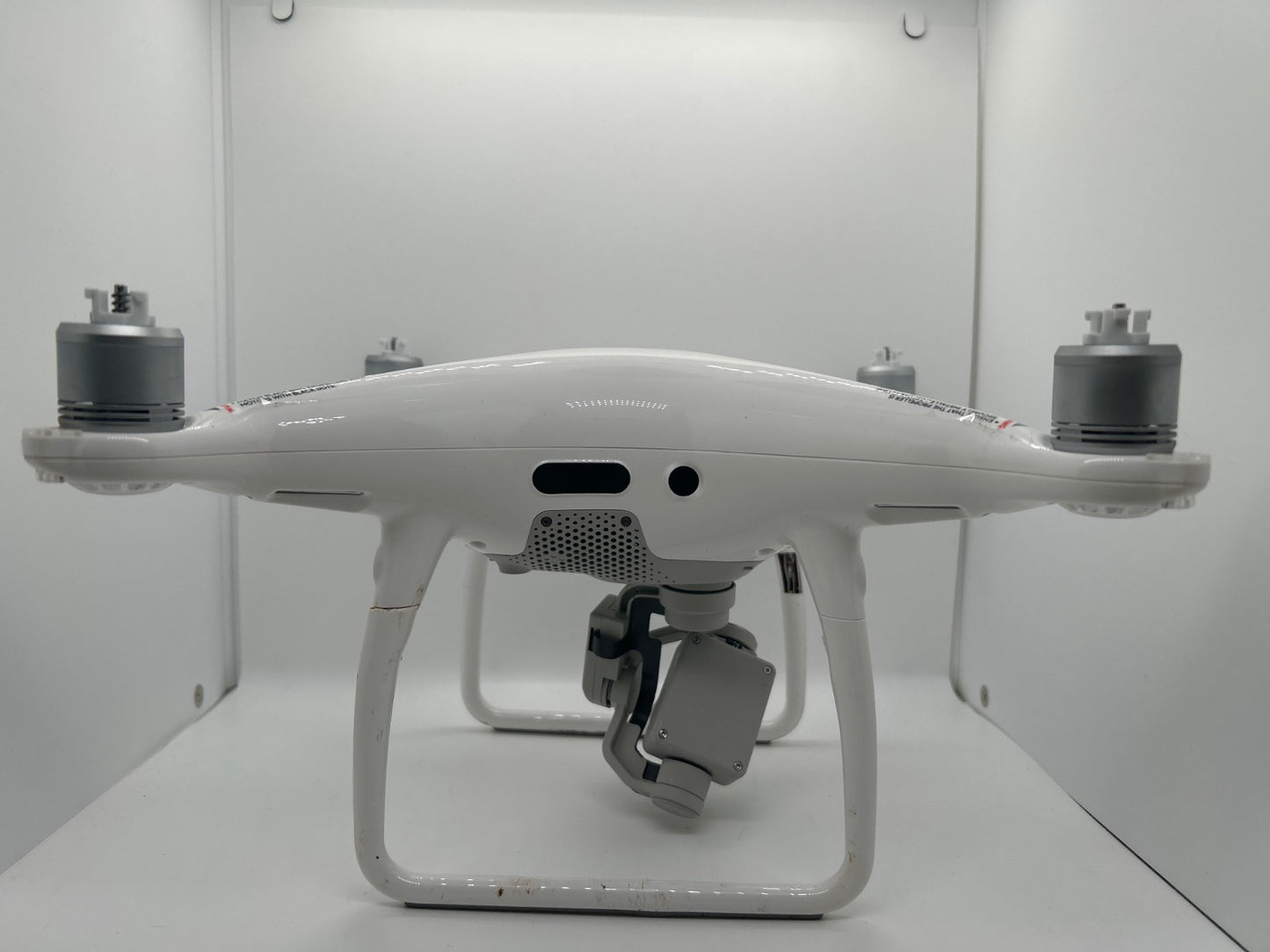 DJI Phantom 4 Pro Drone WM331A – Crashed – Busted Legs
