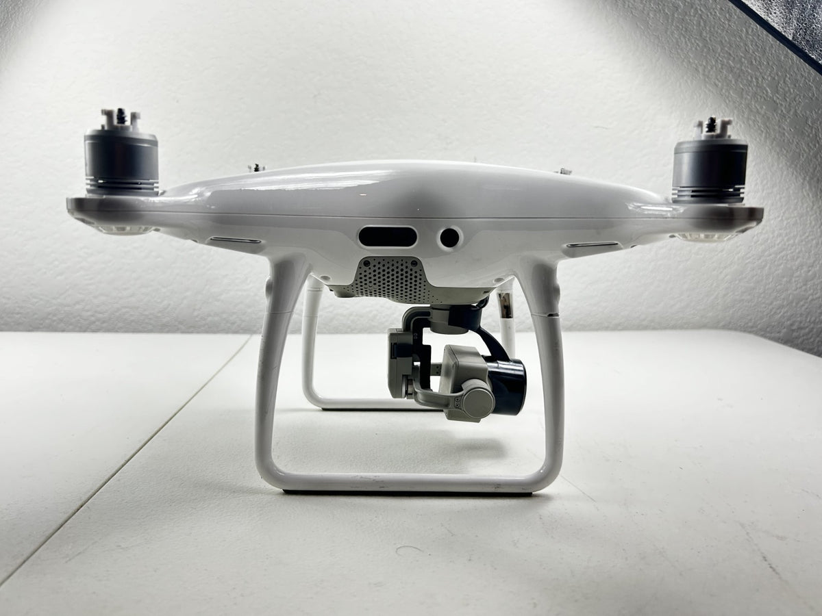 DJI Phantom 4 Pro V2.0 4K Camera Drone - White WM331S Bundle DRONE + CAMERA ONLY
