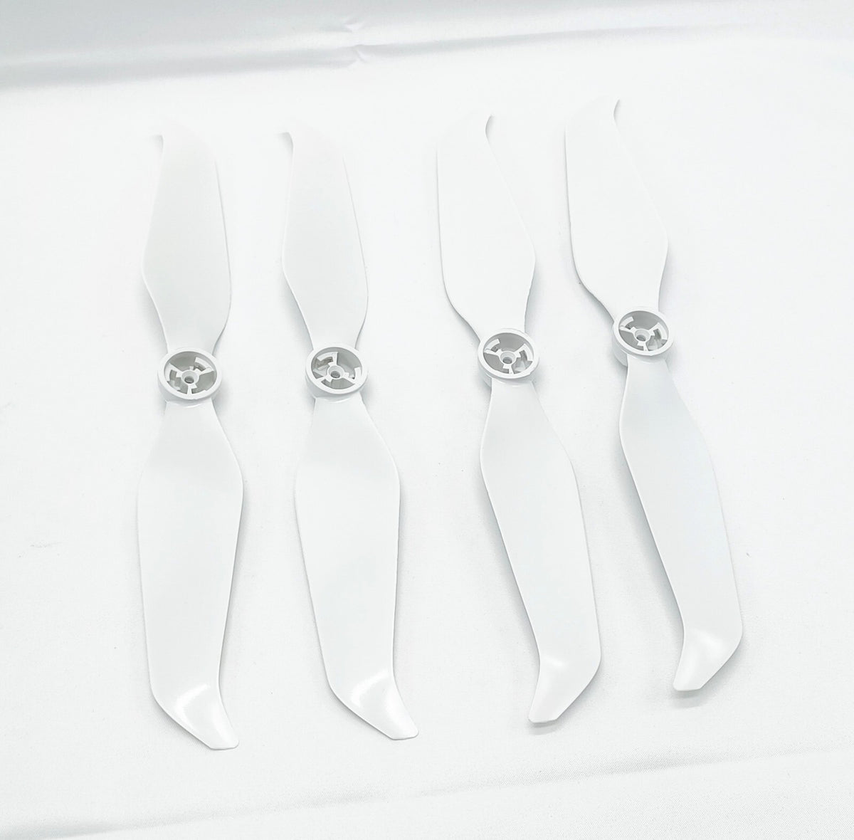 4pcs 9450S Low Noise Self-Locking Propellers for DJI Phantom 4 White Blades