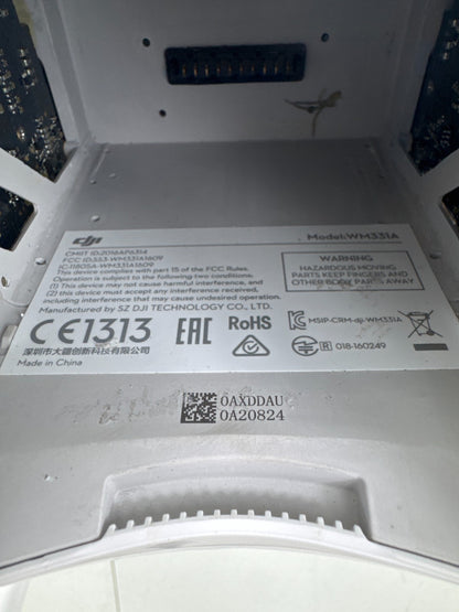DJI Phantom 4 Pro WM331A 4K Drone – Crashed – Missing Camera – For Parts