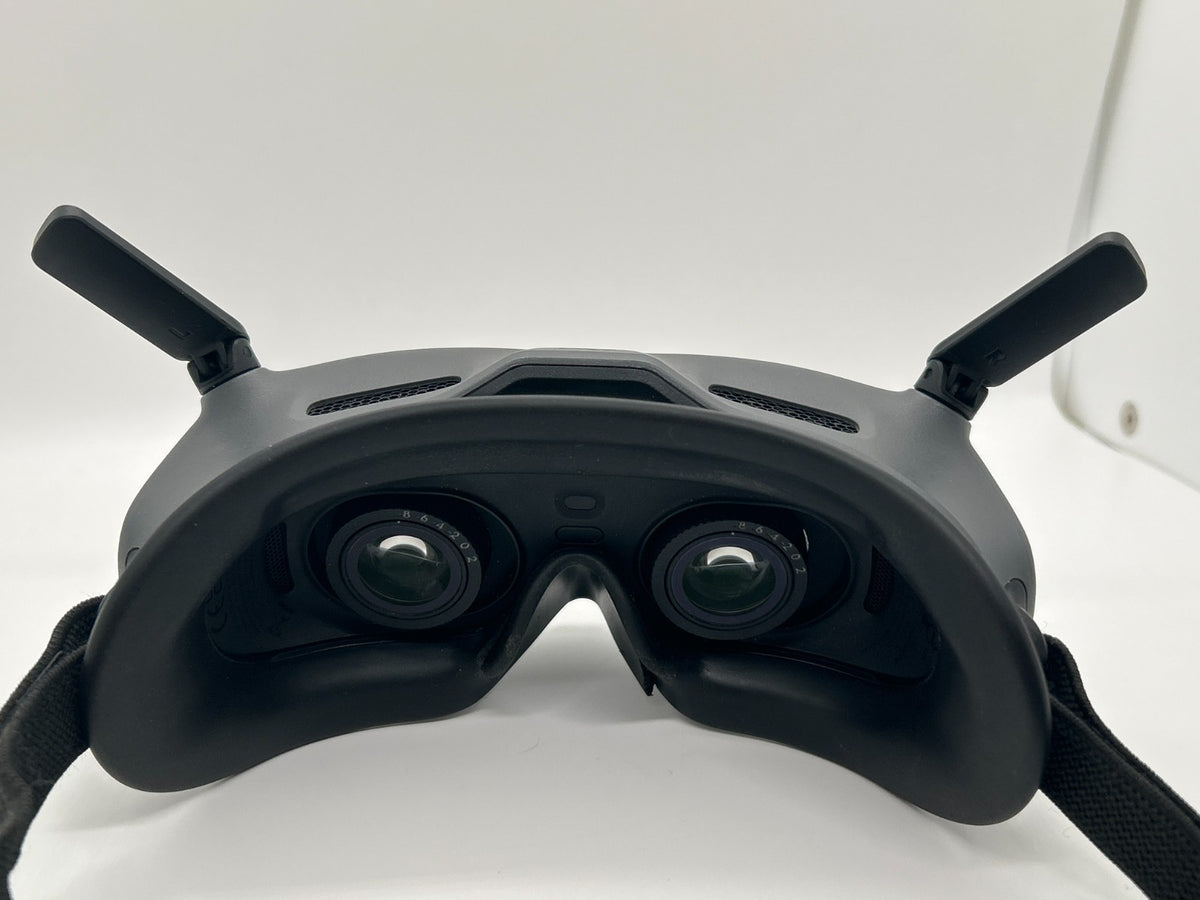 DJI Goggles 2 P/N RCDS18 for DJI Avata / FPV – Cosmetic Damage – Used