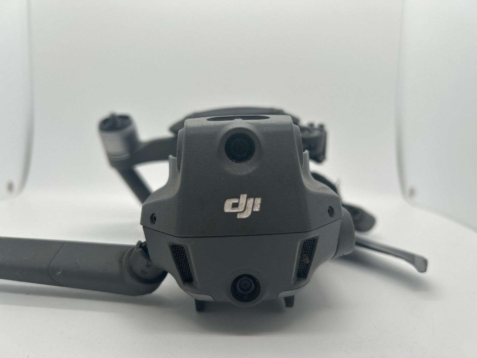 DJI Mavic 2 Zoom L1Z Drone Only - Damaged Parts - For Parts