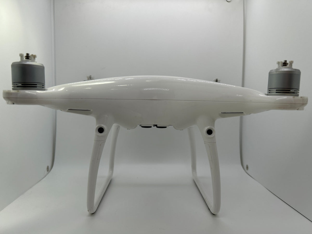 DJI Phantom 4 Pro WM331A 4K Drone Body Only – Cracked Rear Right Leg – No Camera
