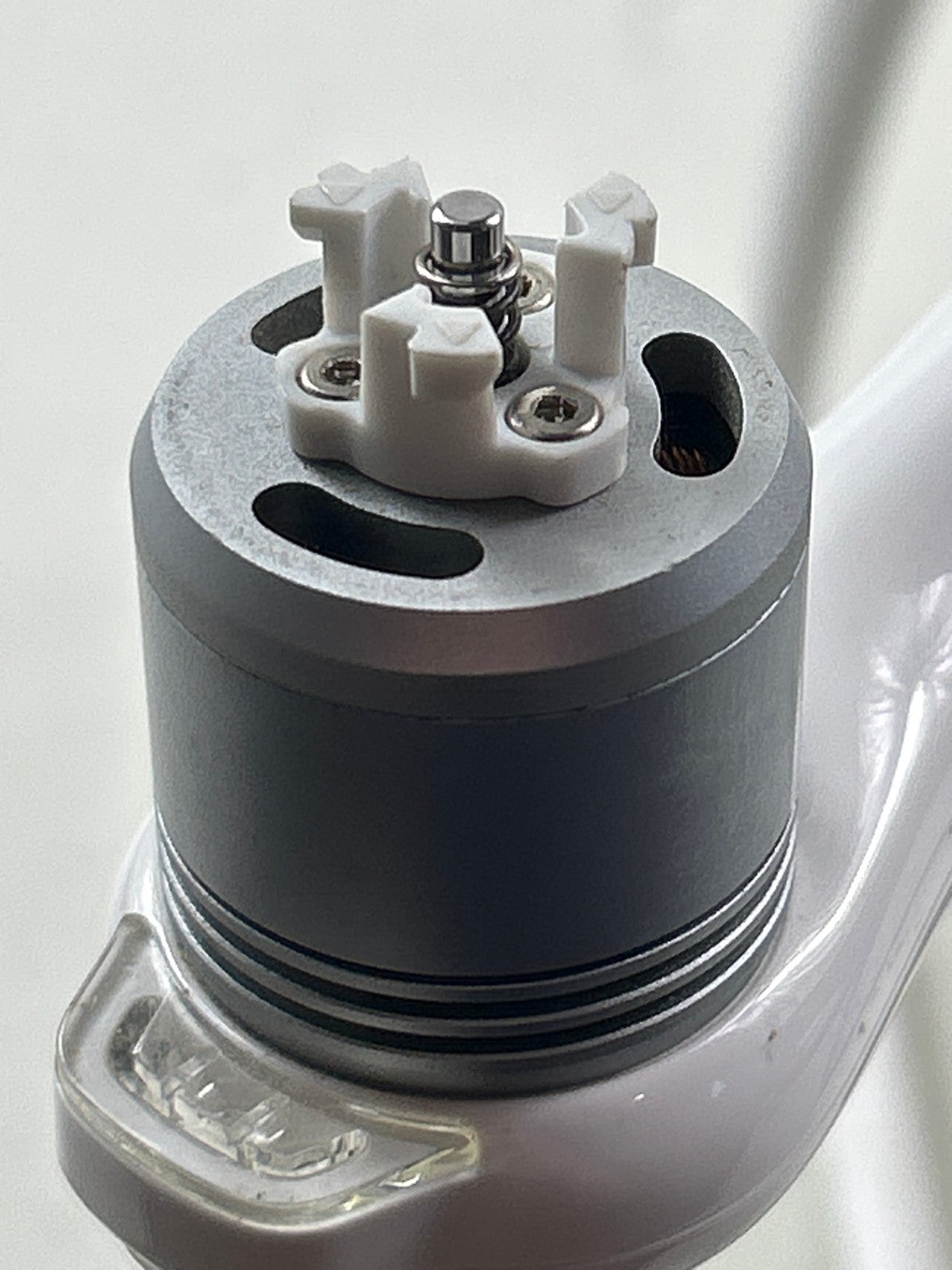 DJI Phantom 4 Pro WM331A 4K Drone – Broken Leg, Missing Camera Unit – For Parts