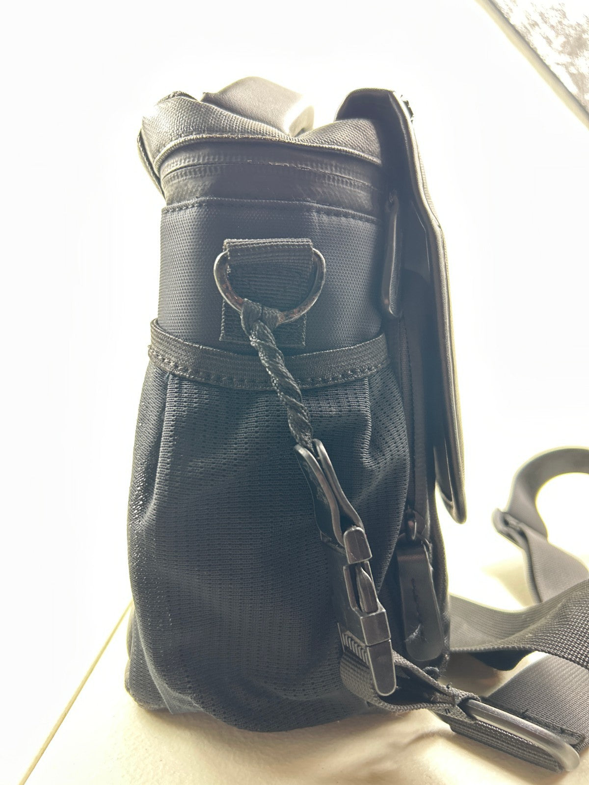 DJI Mavic Pro (M1P) Shoulder Bag Carrying Case w/ Shoulder Strap & Lock