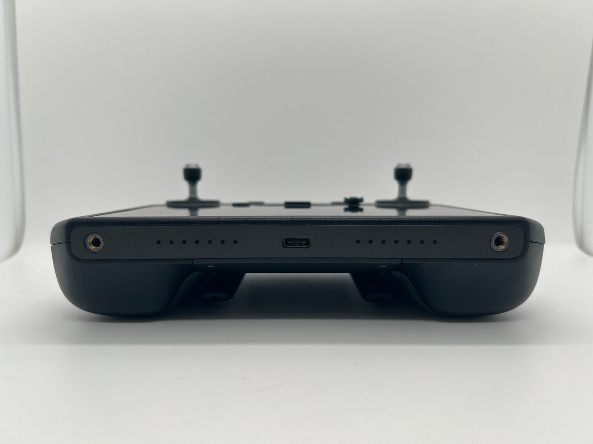DJI Smart Controller RM500 Mavic 2 Pro/Zoom/Air 2S/Mini 2/P4 Pro V2.0-Crack-Used