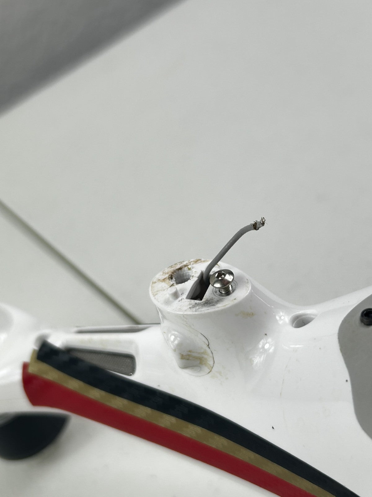 DJI Phantom 4 4K Drone WM330A – No Camera – Legs Detached – For Parts/Repair