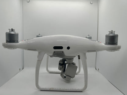 DJI Phantom 4 Pro Drone WM331A – Crashed – Busted Legs