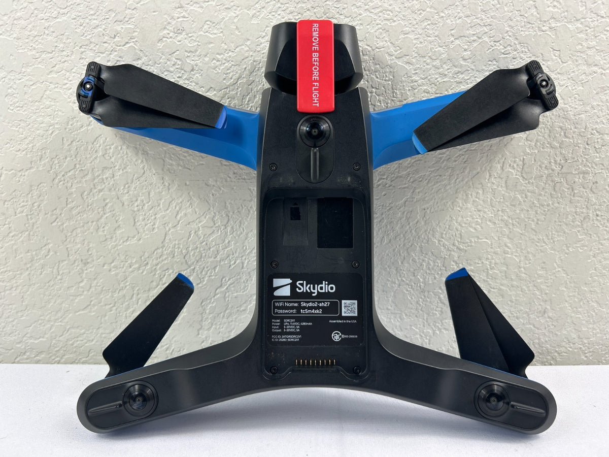 Skydio 2 SDRC2V1 Drone Bundle 2 Batteries Controller Tested Working