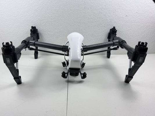 DJI Inspire 1 V2.0 T601 Drone Only – Motor Error - Cracked Housing - For Parts
