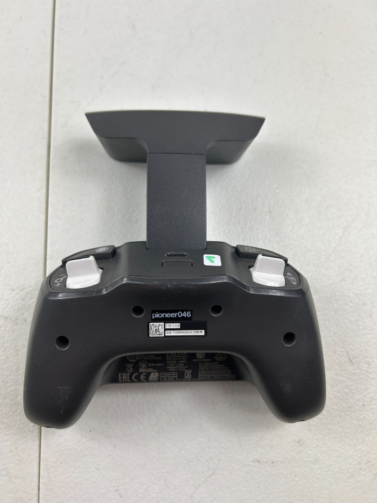 Skydio 2 Drone Bundle SDRC2V1 – 3 Batteries, Controller, Charger, Case, Beacon