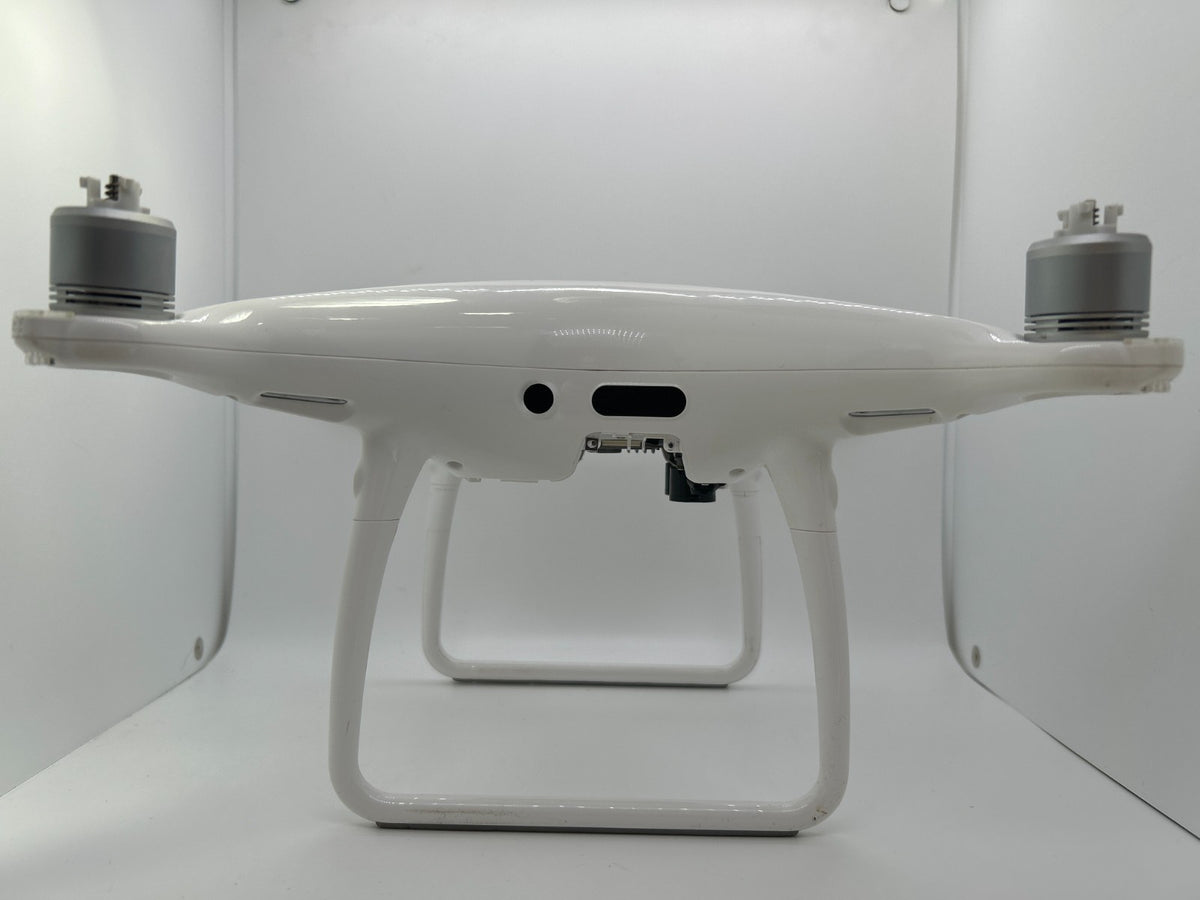 DJI Phantom 4 Pro WM331A 4K Drone Body Only – Cracked Rear Right Leg – No Camera