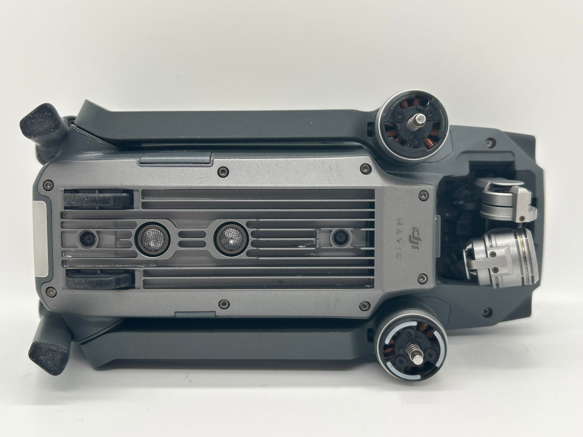 DJI Mavic Pro M1P Drone – Won’t Pair, Body Damage – For Parts/Repair