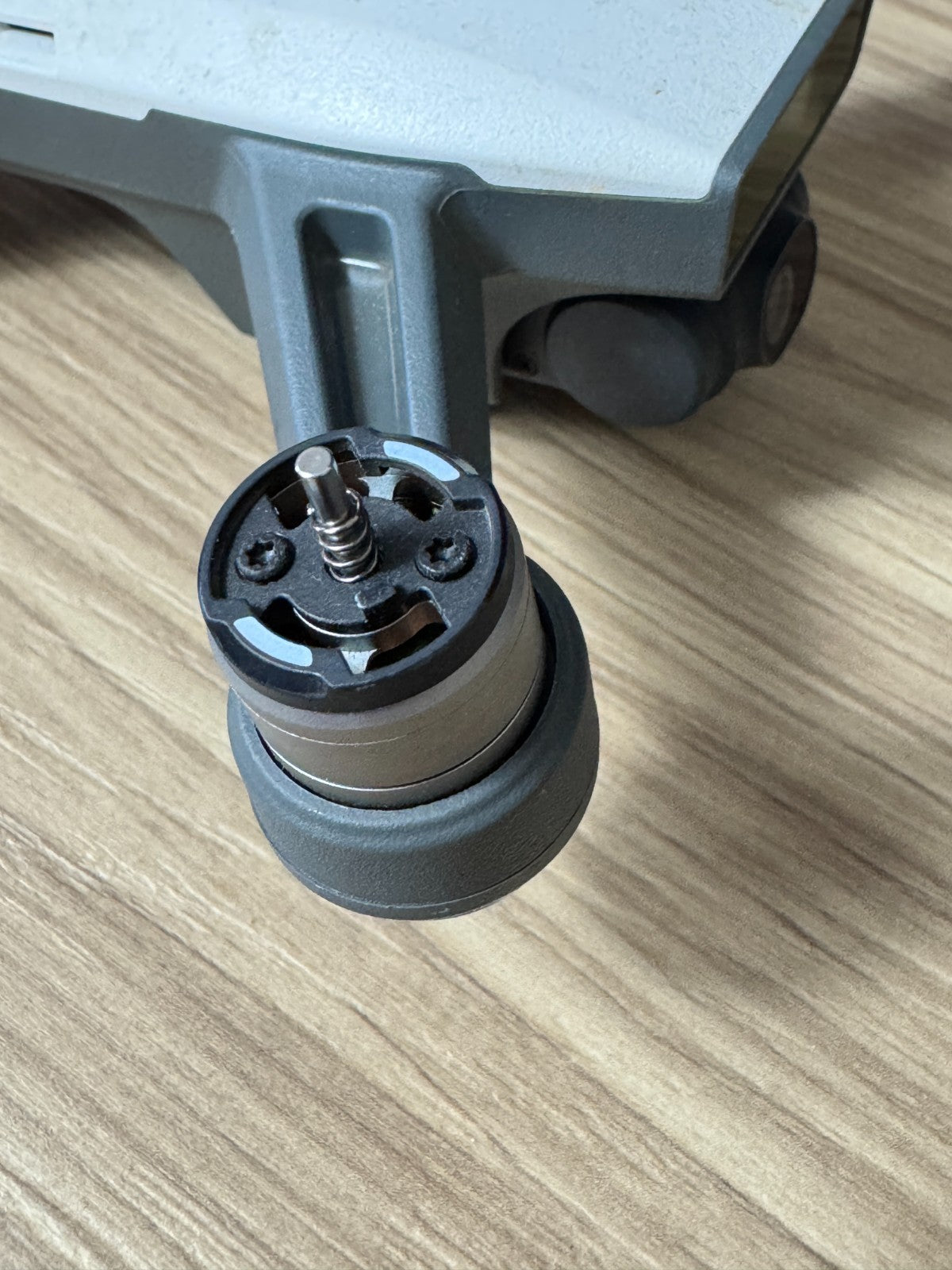 DJI Spark Drone White –Tested & Working Gimbal Camera – Cosmetic Stains – Used