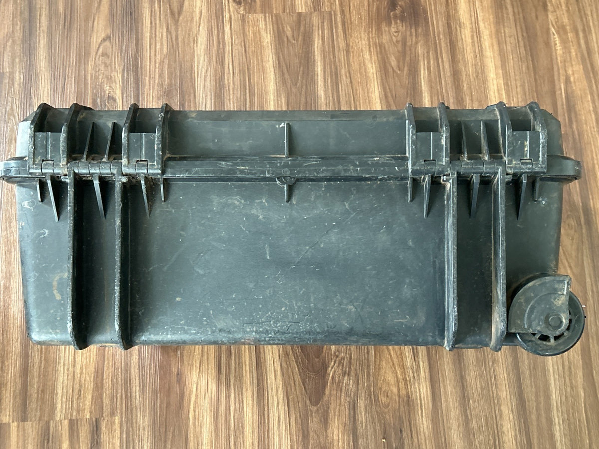 DJI Phantom 4/4 Pro/Pro V2.0 – Hard Shell Trolley Case – Cosmetic Damage – Used