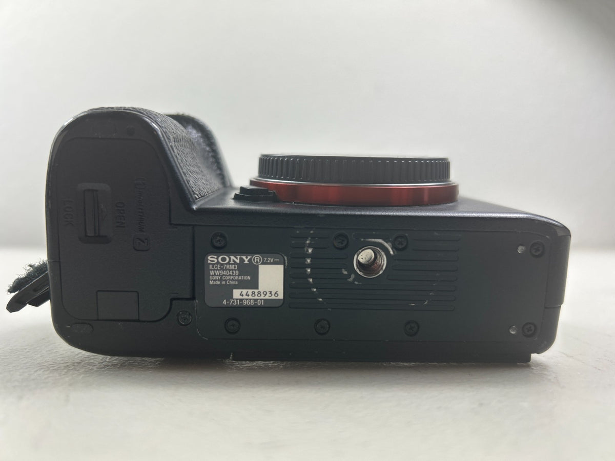 Sony Alpha a7R III 42.4MP ILCE-7RM3 Mirrorless Digital Camera Body Only – Used