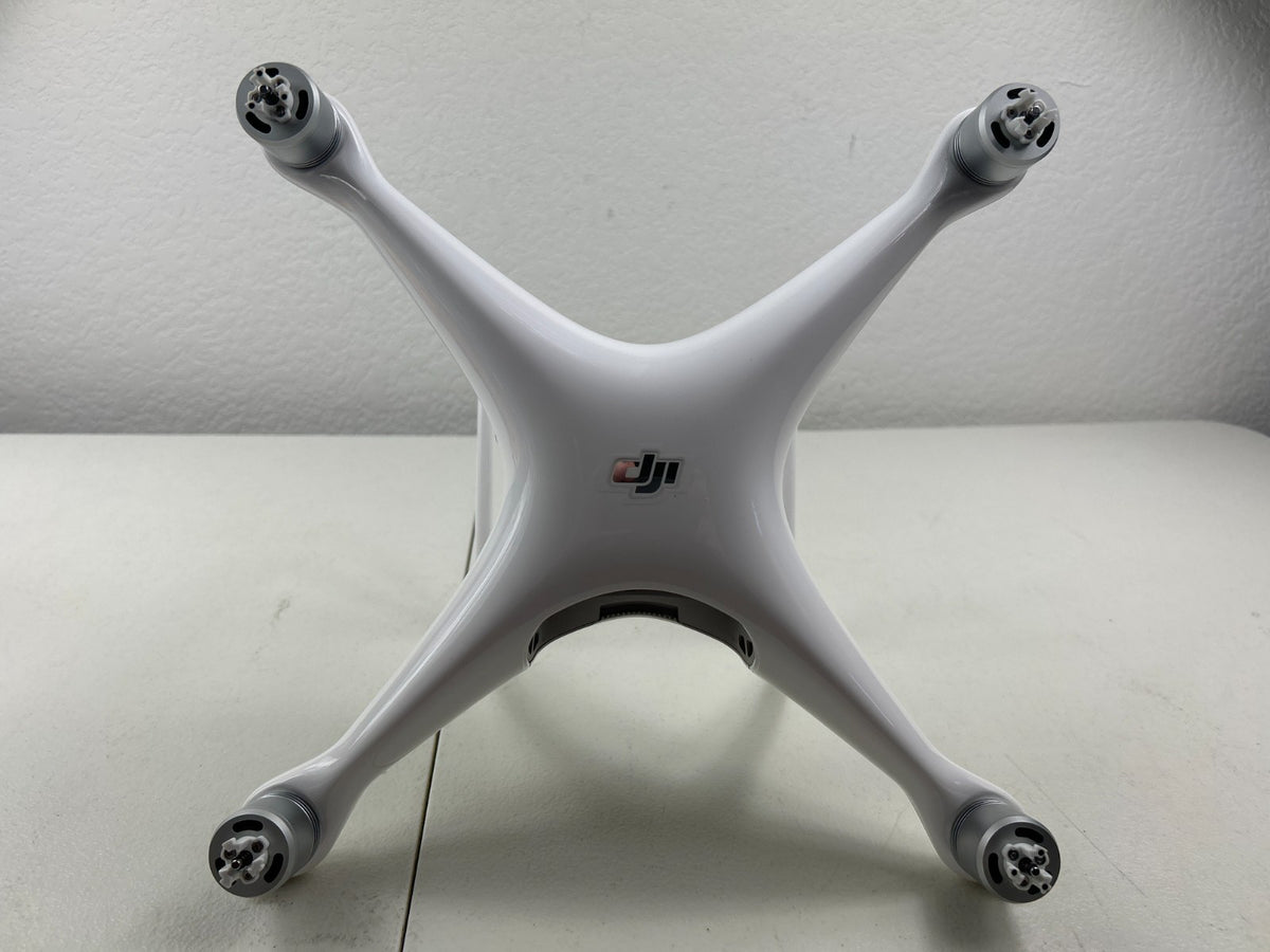 DJI Phantom 4 Pro WM331A 4K White Drone – Broken Leg & Missing Camera – For Part