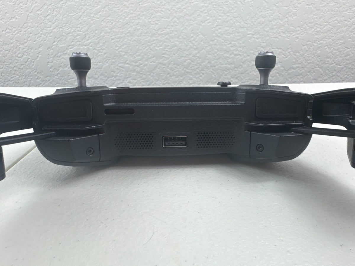 DJI Mavic Pro Remote Controller GL200A – Damaged Micro USB Port – For Parts