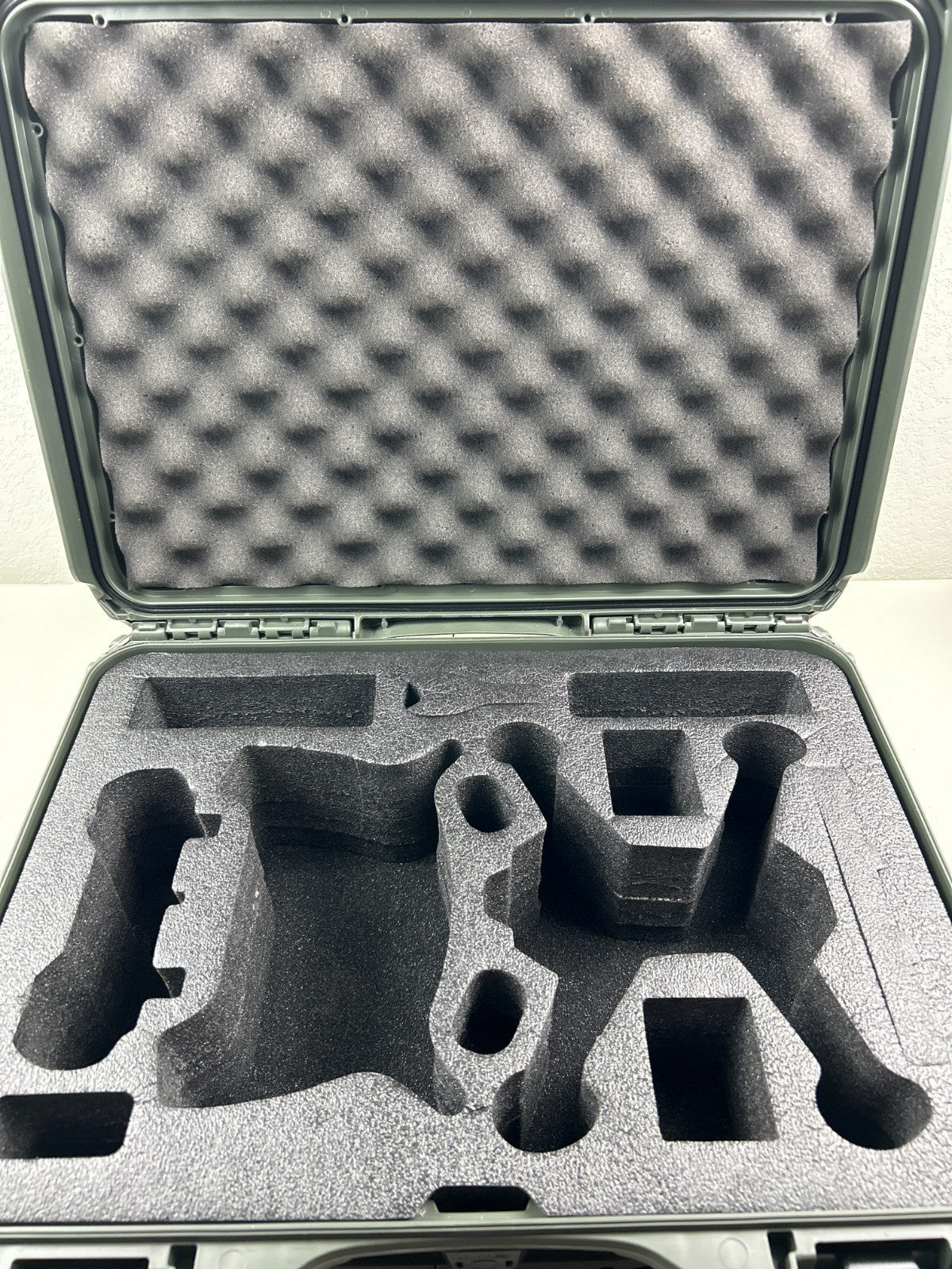 Nanuk 925 Waterproof Hard Green Case for DJI FPV Combo w/ Foam cuts – Used